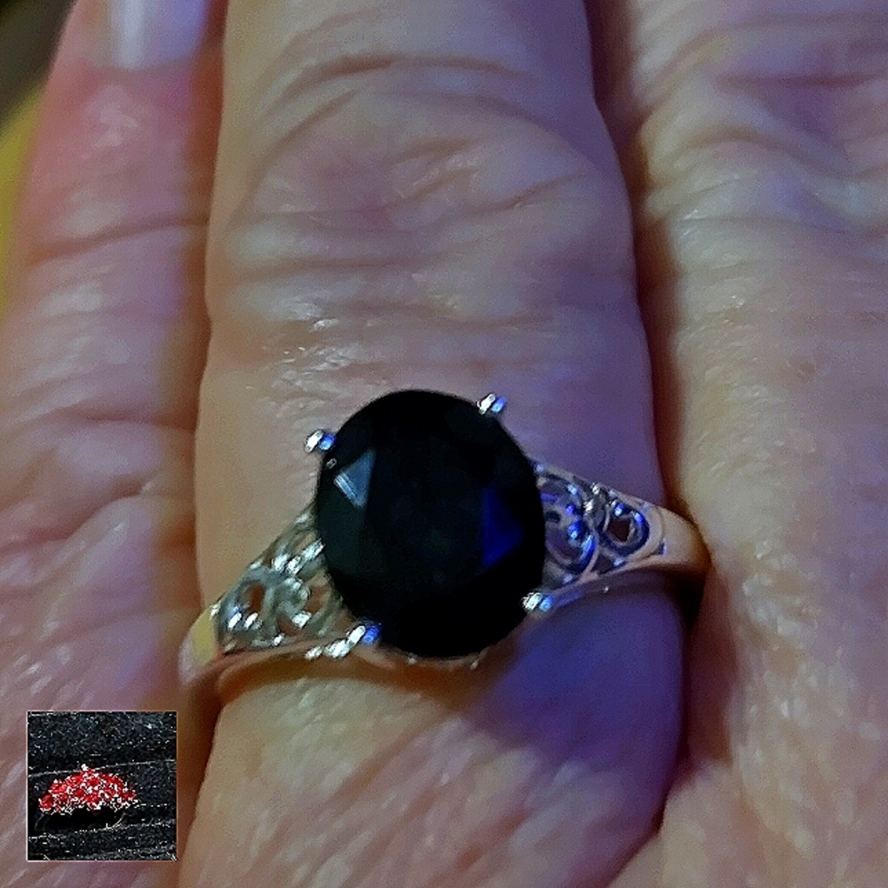 MEN'S- BLACK TOURMALINE STERLING RING. OPEN CUT, FILIGREE MOTIF. SIZE 9. (R-944…